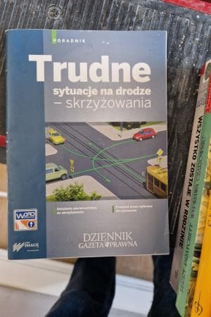 Trudne sytuacje na drodze - skrzyżowania
