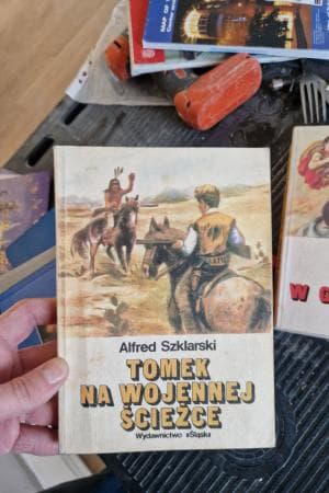 TOMEK NA WOJENNEJ ŚCIEŻCE