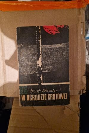 W OGRODZIE KRÓLOWEJ